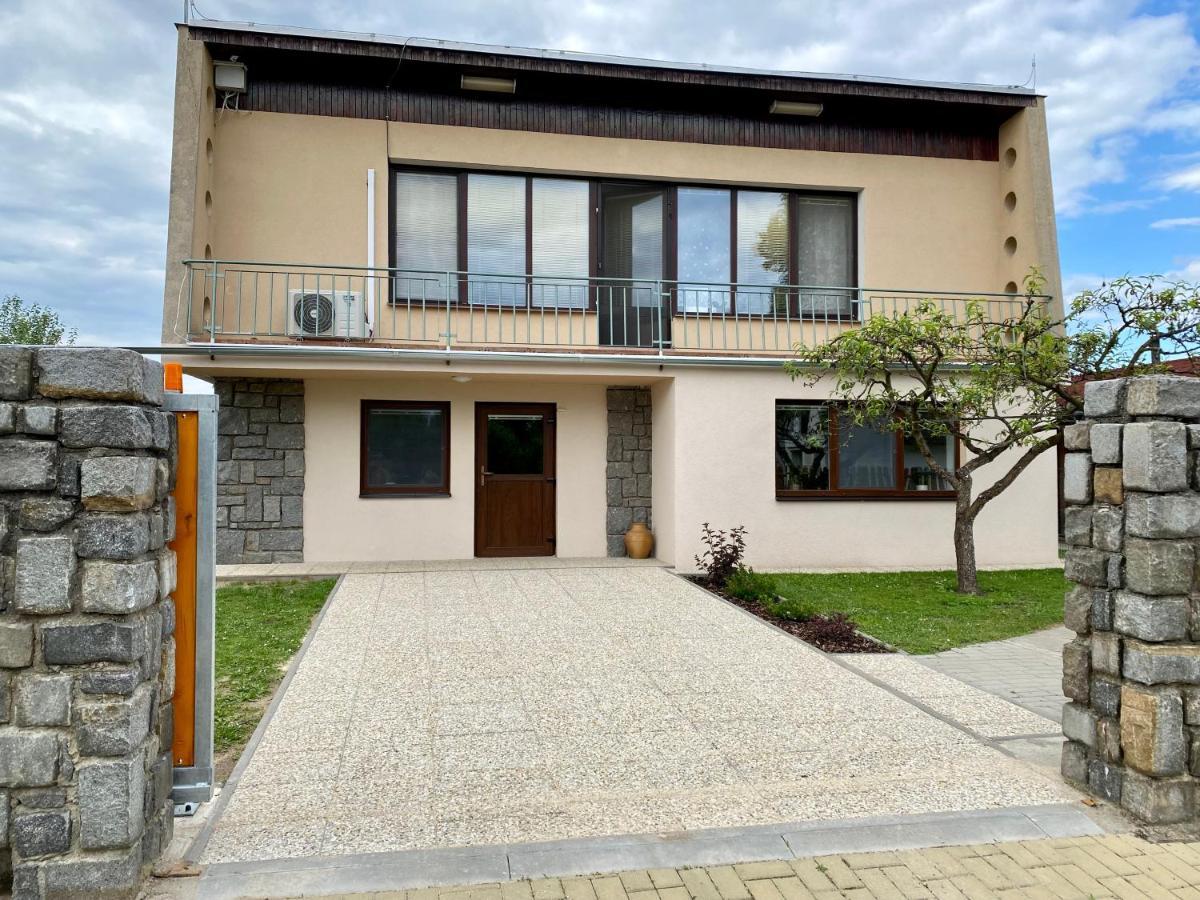 Apartment Na Rozcesti